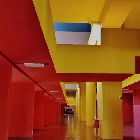 M1 Metro & Free Parking - Design Icon - Fiera-San Siro-2